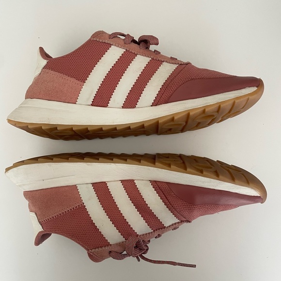 Adidas Flashback Pink Sneaker - Picture 5 of 6
